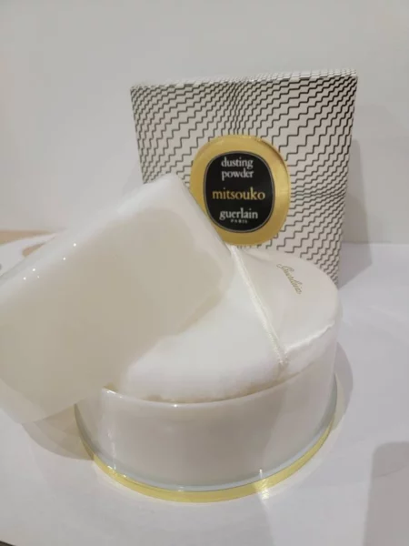Mitsouko Guerlain perfume powder 200 g.